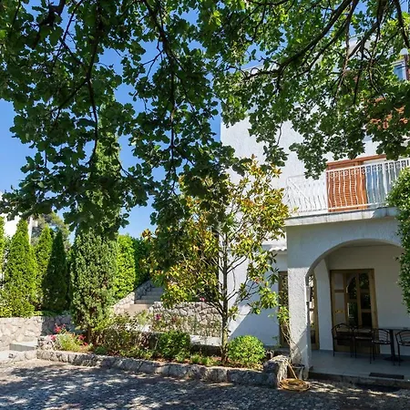 Beautiful Apartment In Malinska With 2 Bedrooms And Wifi Apartment